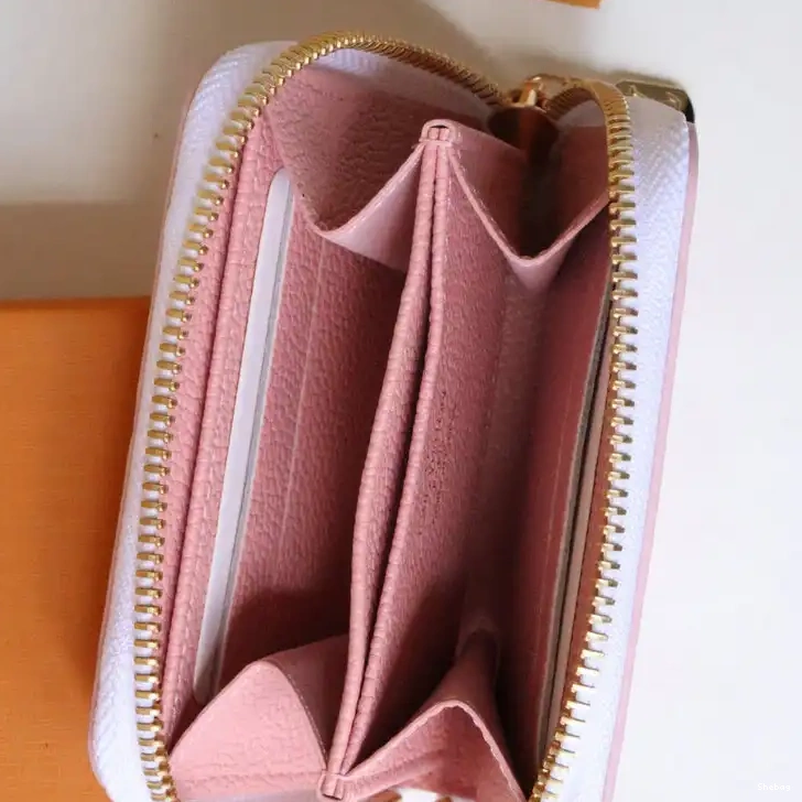 LV Bag 2209DJ0064 0701